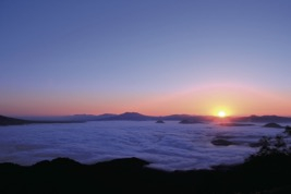 【屈斜路湖を眺めるスポット】津別峠展望施設