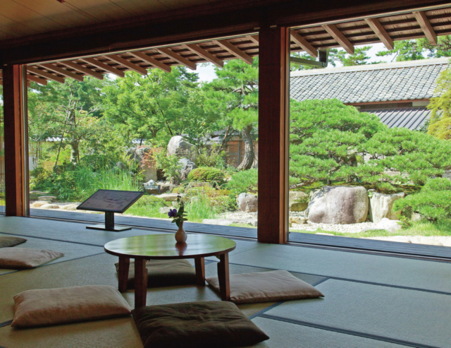 【松江×お抹茶&スイーツ】松江城天守を望むくつろぎの茶房「喫茶きはる」