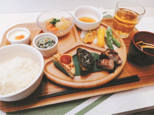 【新潟×農園レストラン】顔の見える野菜をビュッフェで味わう「レストラン 六花の里」<上越>