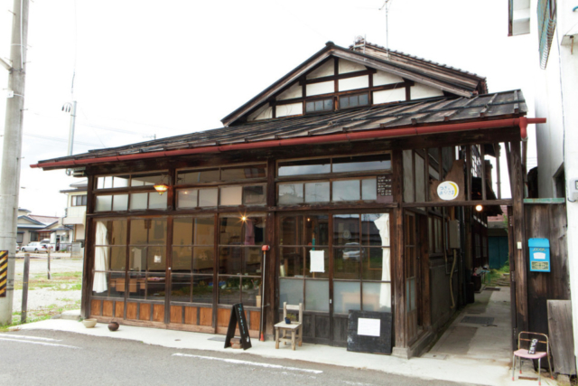 【福島・喜多方×ランチ】旬の料理に癒されるひととき「食堂つきとおひさま」