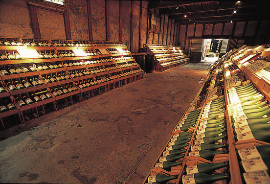 【福島・喜多方×サイクリング⑤】3つの時代の蔵が残る酒蔵「大和川酒蔵北方風土館」