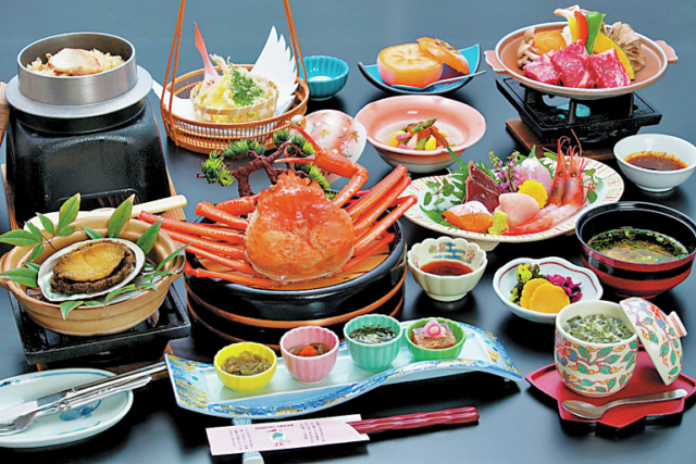 【佐渡島観光モデルコース:1日目⑧】日本海一望の贅沢な湯宿「SADO NATIONAL PARK HOTEL OOSADO(旧:ホテル大佐渡)」