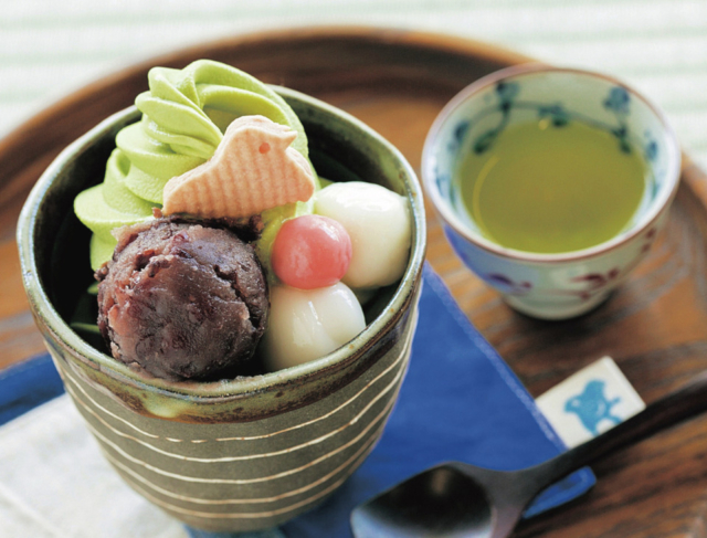 【松江×お抹茶&スイーツ】松江城天守を望むくつろぎの茶房「喫茶きはる」