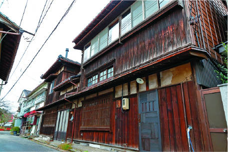 なり-nuttari NARI-