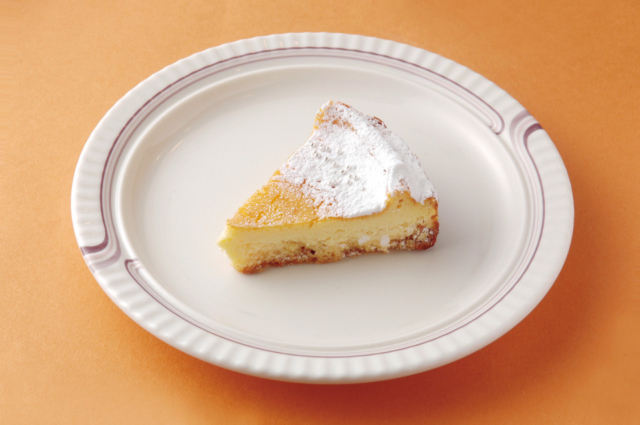 アップルパイが評判!オープンテラスがあるカフェ「トワサンク上高地」