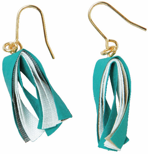 【沼垂テラス商店街×雑貨】コーヒーを片手に製作の裏話も聞ける「ISANA」