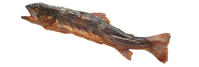 独特の香ばしさがたまらない「岩魚の燻製 / チーズの燻製」