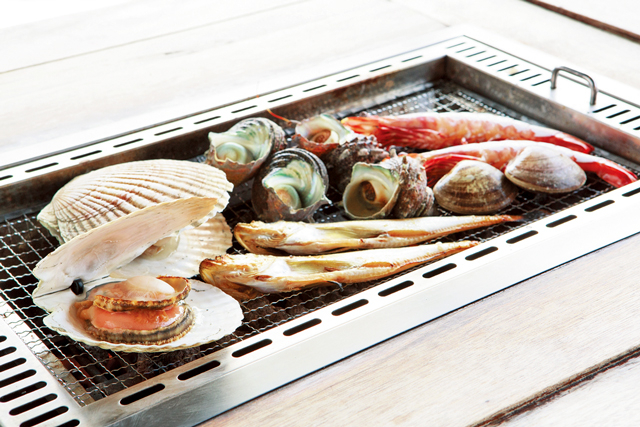 とれとれ市場では海鮮BBQもお任せ!