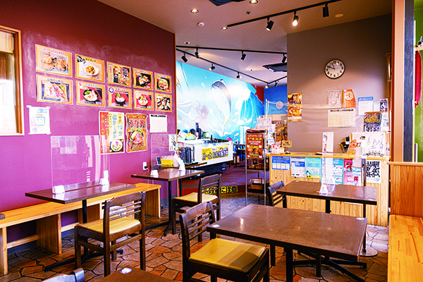 唐戸市場のマグロ問屋が作る海鮮丼を堪能「がっつり市場 唐戸店」