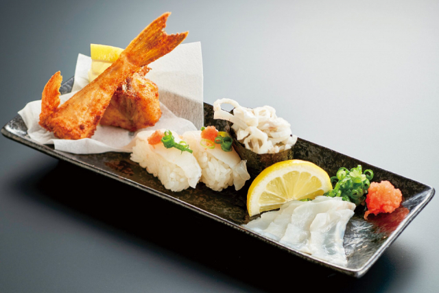 多彩な厳選素材がそろう人気店「すし遊館」