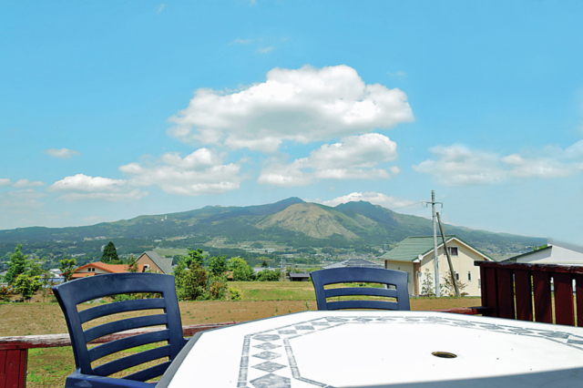 阿蘇の絶景と絶品創作フレンチを堪能「cuisine 駱駝」