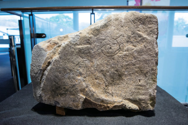 崩壊した熊本城の一部を展示