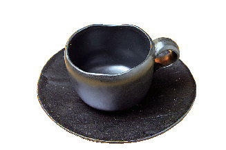 萩焼の器と調和する町家カフェ「晦事」