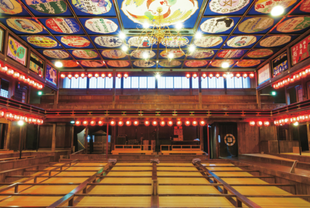 【山鹿×観光1】現代に息づく江戸期の歌舞伎小屋「八千代座」