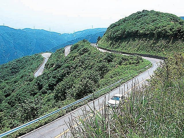 【滋賀ハイキング×伊吹山】伊吹山ドライブウェイ