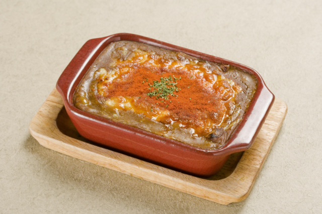 名物はグラタン風のあつあつ焼きカレー「BEAR FRUITS門司港本店」