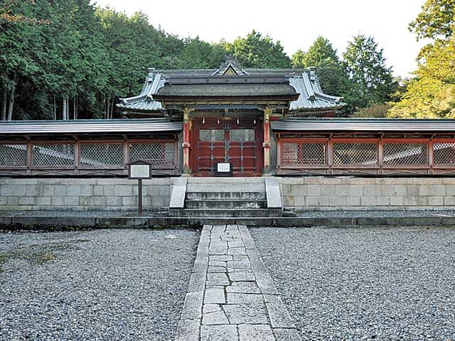 【滋賀・坂本×観光】極彩色の彫刻を施した権現造りの社殿が見事「日吉東照宮」