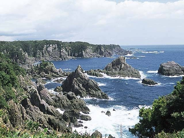 【潮岬から紀伊大島へ本州最南端ドライブ】南紀随一の勇壮な海岸美は迫力満点「海金剛」