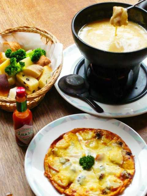 ピッツァ・チーズ料理の店 美砂家