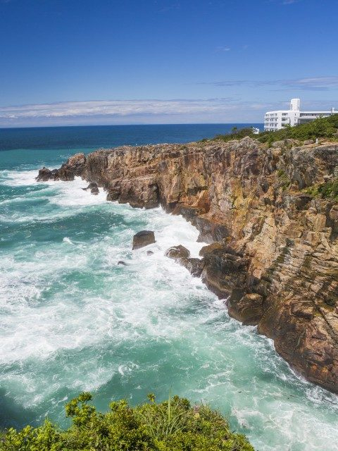 【和歌山観光 南紀白浜温泉とことんモデルコース】17:00 千畳敷・三段壁