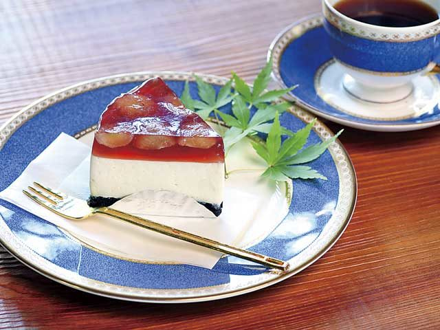 熊野速玉大社詣でのお立ち寄りスポット「茶房 花風月」で手作りケーキや郷土料理を