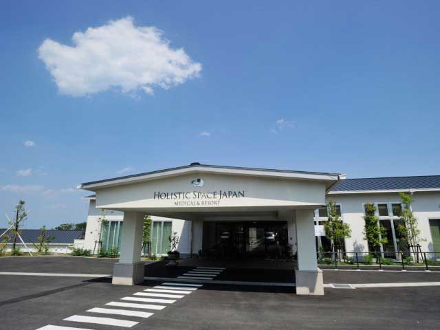 HOTEL HOLISTIC RESORT