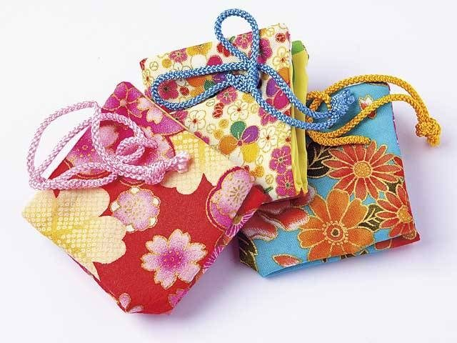 津和野おすすめのショッピングスポット 分銅屋 七右衛門本店