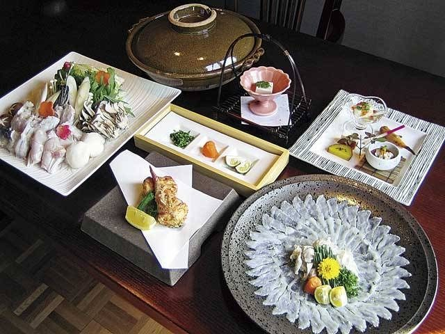 小天狗さんろじ(川棚温泉)