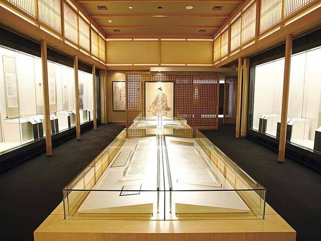 松陰の貴重な資料を展示「松陰神社宝物殿「至誠館」」