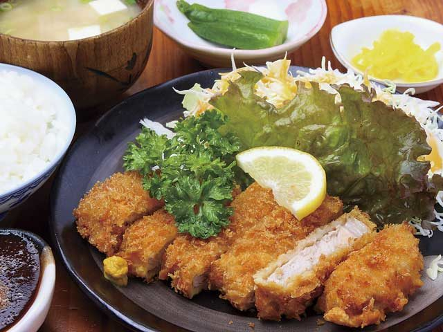 【萩のグルメ5 むつみ豚】ふるさと家族