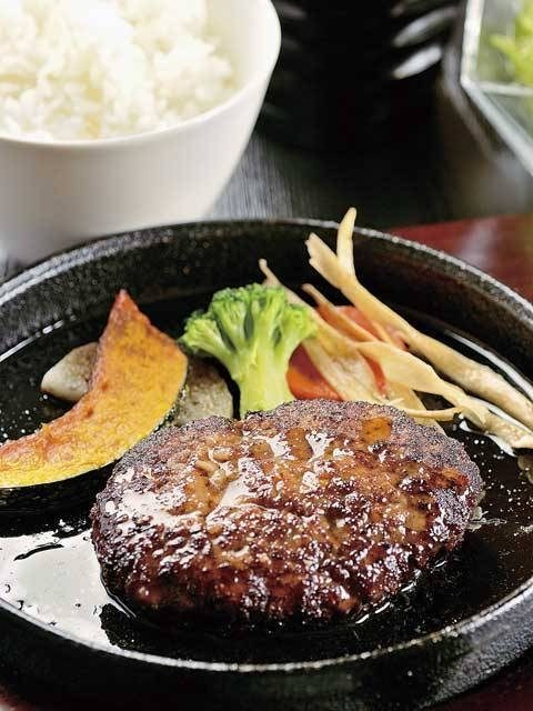 萩のブランド肉を多彩なメニューで「見蘭牛ダイニング 玄」