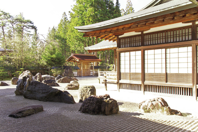 【高野山・金剛峯寺×見どころ⑤】広大な庭に表現された日本の美意識を感じて「蟠龍庭」