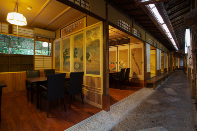 祇園エリア近くのグルメ いもぼう平野家本店