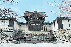 【滋賀・坂本×観光】石垣と白壁に囲まれた最大級の里坊「滋賀院門跡」