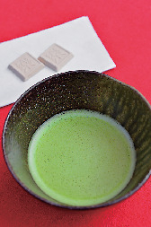 【滋賀・坂本×観光】<ココでひと休み♪>しっとりとした風情の中抹茶で一服「旧竹林院」