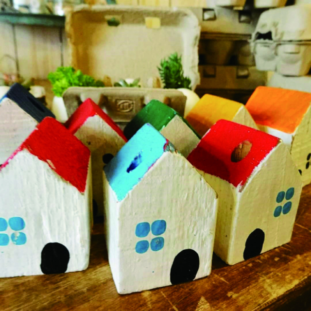 手作りの店内をにぎわすインテリア雑貨「CAFE RESTAURANT GALETTE」