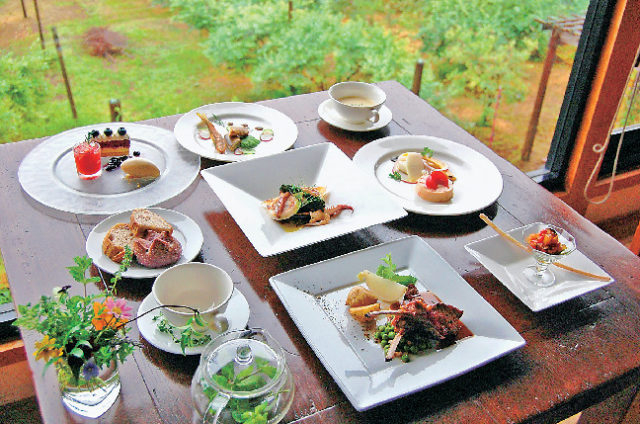【滋賀×近江野菜】のどかな眺めと丹精込められたコース料理「Blueberry Fields 紀伊國屋」