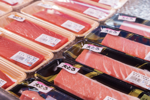 マグロ解体ショー