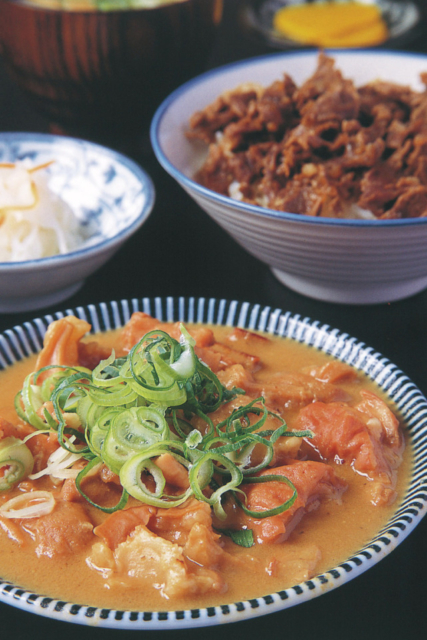 【熊本馬肉×味噌煮込み】かつ美食堂