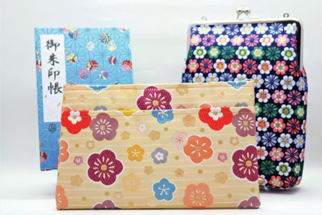 金閣寺周辺のみやげスポット 京こもの 衣笠