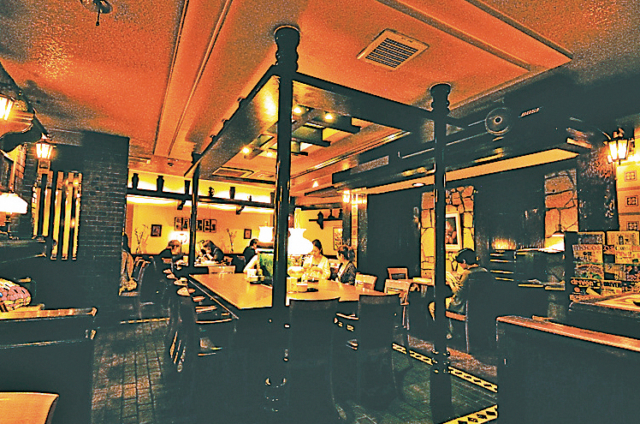 ジャズをBGMに優雅なひととき「Café de RAM」