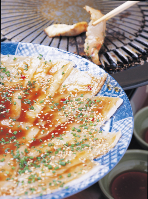 音までおいしい名物の鉄やき「やぶれかぶれ」