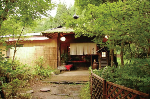 【熊本・小国郷×小国そば】山の幸を凝縮したもてなし「そば街道 花郷庵」