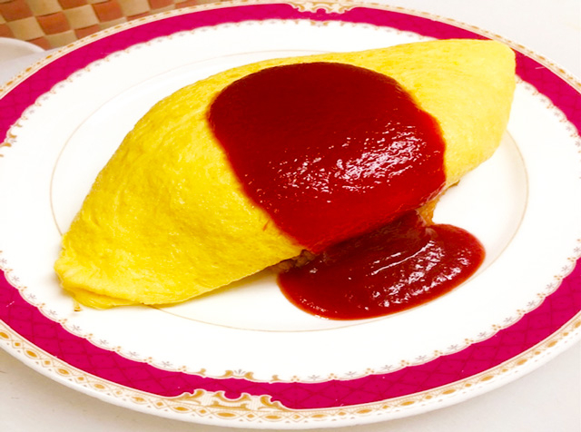 【黒壁スクエアの「うらくろ通り」】蘭亭オムライス