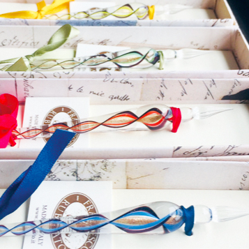 【黒壁スクエアのお土産スポット】黒壁一號館 黒壁ガラス館