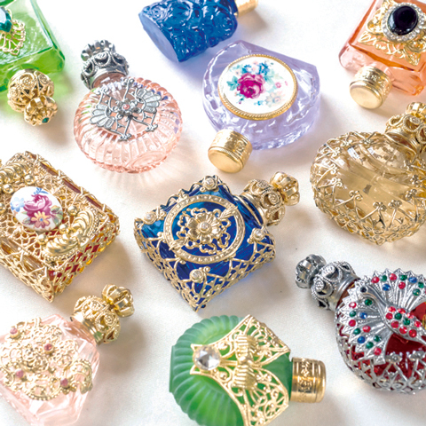 【黒壁スクエアのお土産スポット】黒壁一號館 黒壁ガラス館