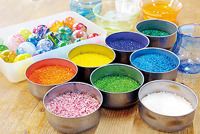 【黒壁スクエアのお土産スポット】黒壁十三號館 ガラス体験アトリエ ルディーク