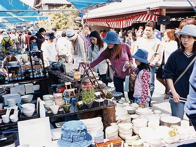 たじみ陶器まつり