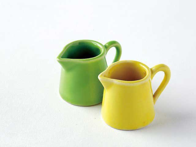 【オリベストリート×器探し】センスのよいアンティーク雑貨を発掘「三角屋」