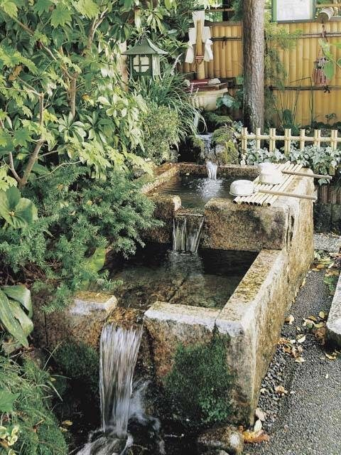 高屋稲荷神社の井戸